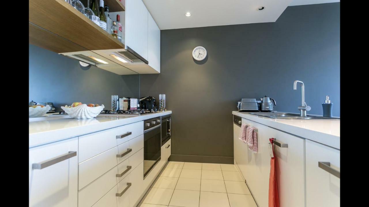 Fantastic Freshwater Apartment Melbourne Exterior photo
